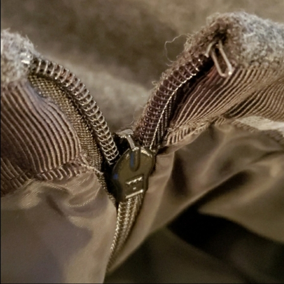 J. Crew Flounce Ruffle Skirt Bonded Gray Wool sz 2 EUC - Picture 6 of 6